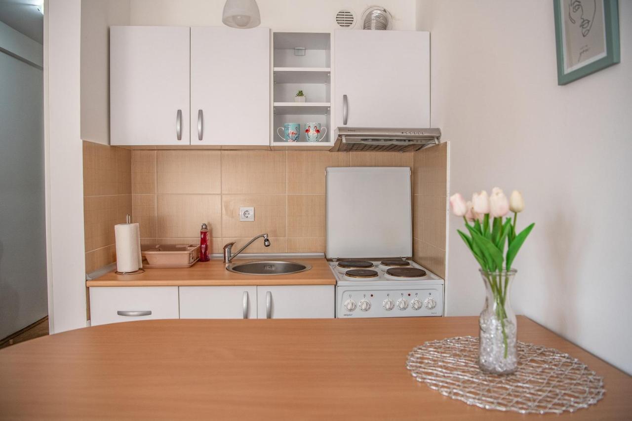 Stella Modern Apartment 2 Novi Sad Exterior foto